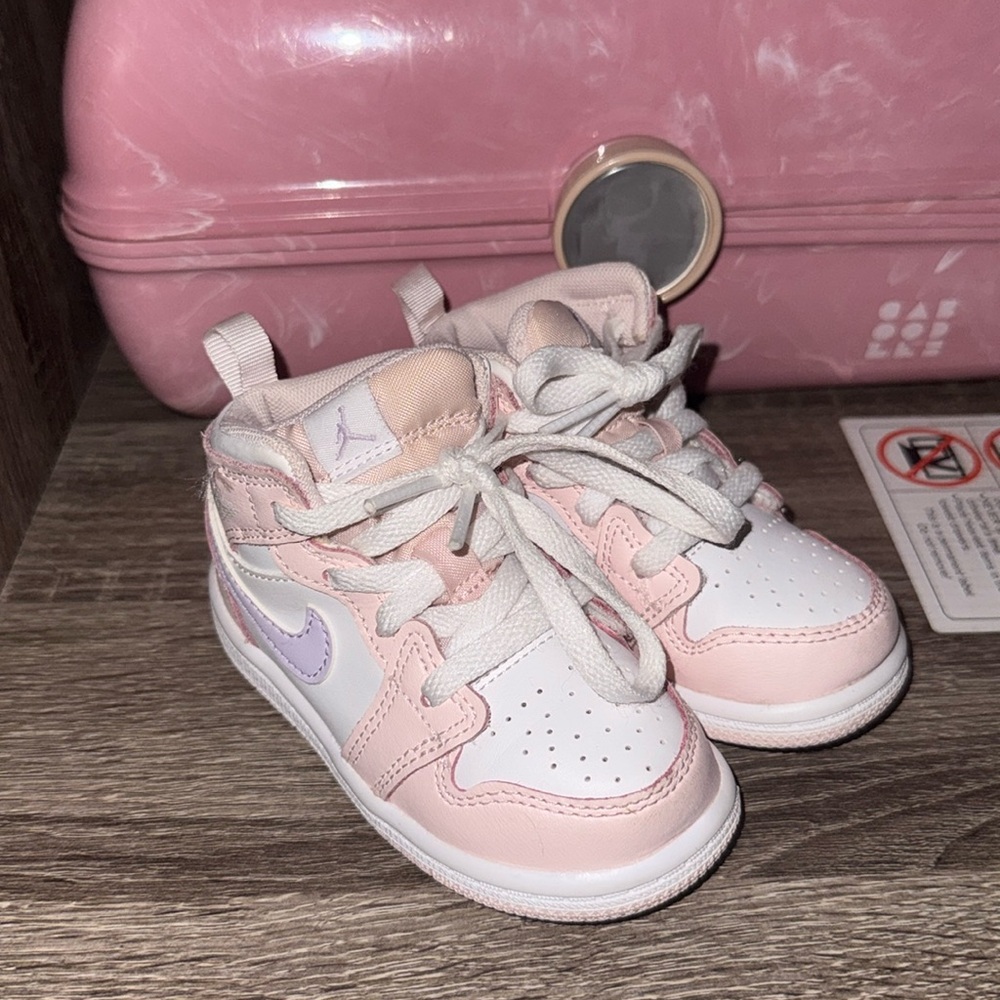 Girl Jordan’s size 6c toddler